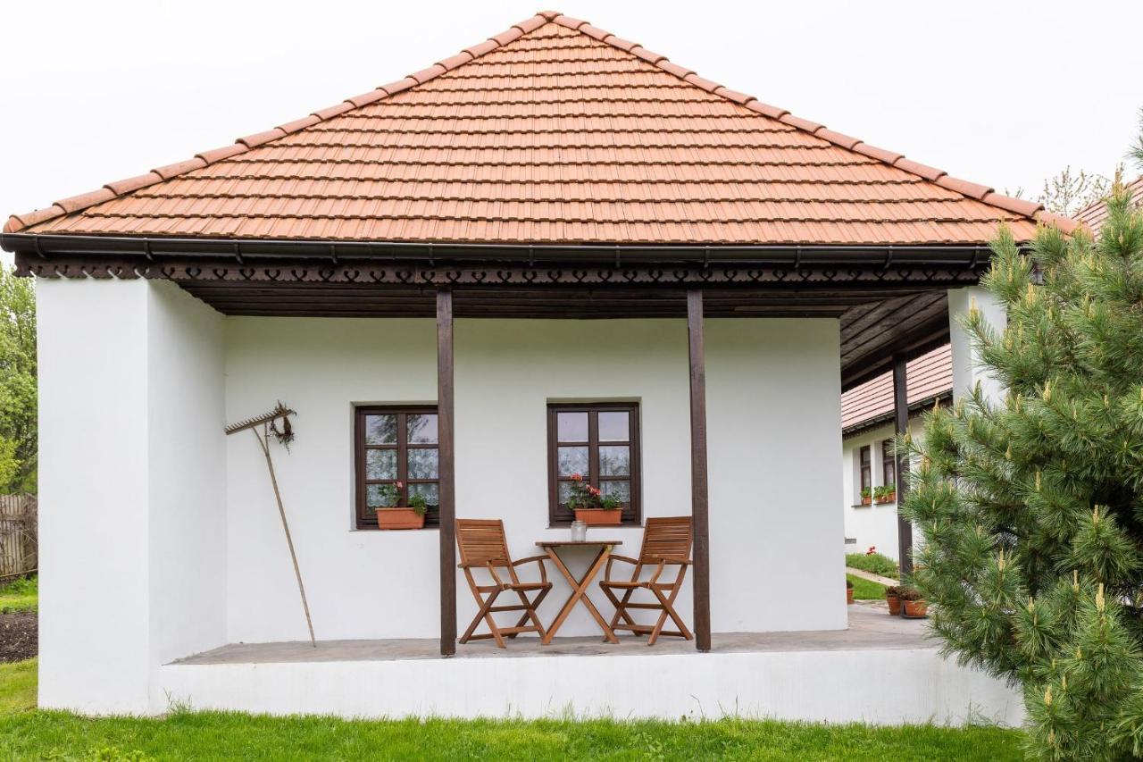 Ubytovanie Na Vcelej Farme Polichno Ngoại thất bức ảnh
